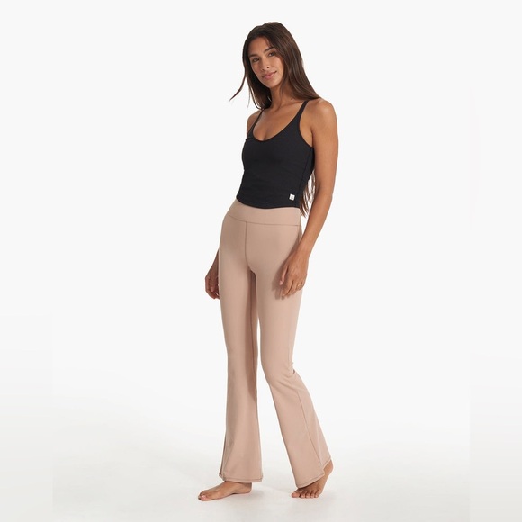 Vuori Rib Crop Tank - Picture 4 of 4